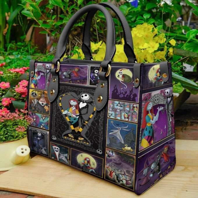 The Nightmare Before Christmas Disney Final Scene Crossbody Bag by Lou –  Collector's Outpost