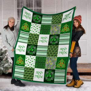Celtic Symbol For The Trinity Shamrock Blanket, St Patrick’s Day Blanket