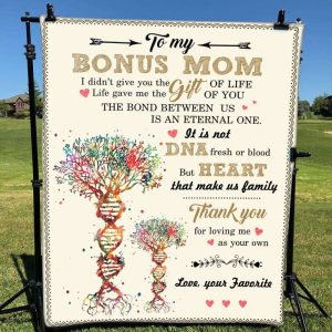 Gift For Bonus Mom DNA Tree Art I Didnt Give You The Gift Of Life Blanket 1007 2